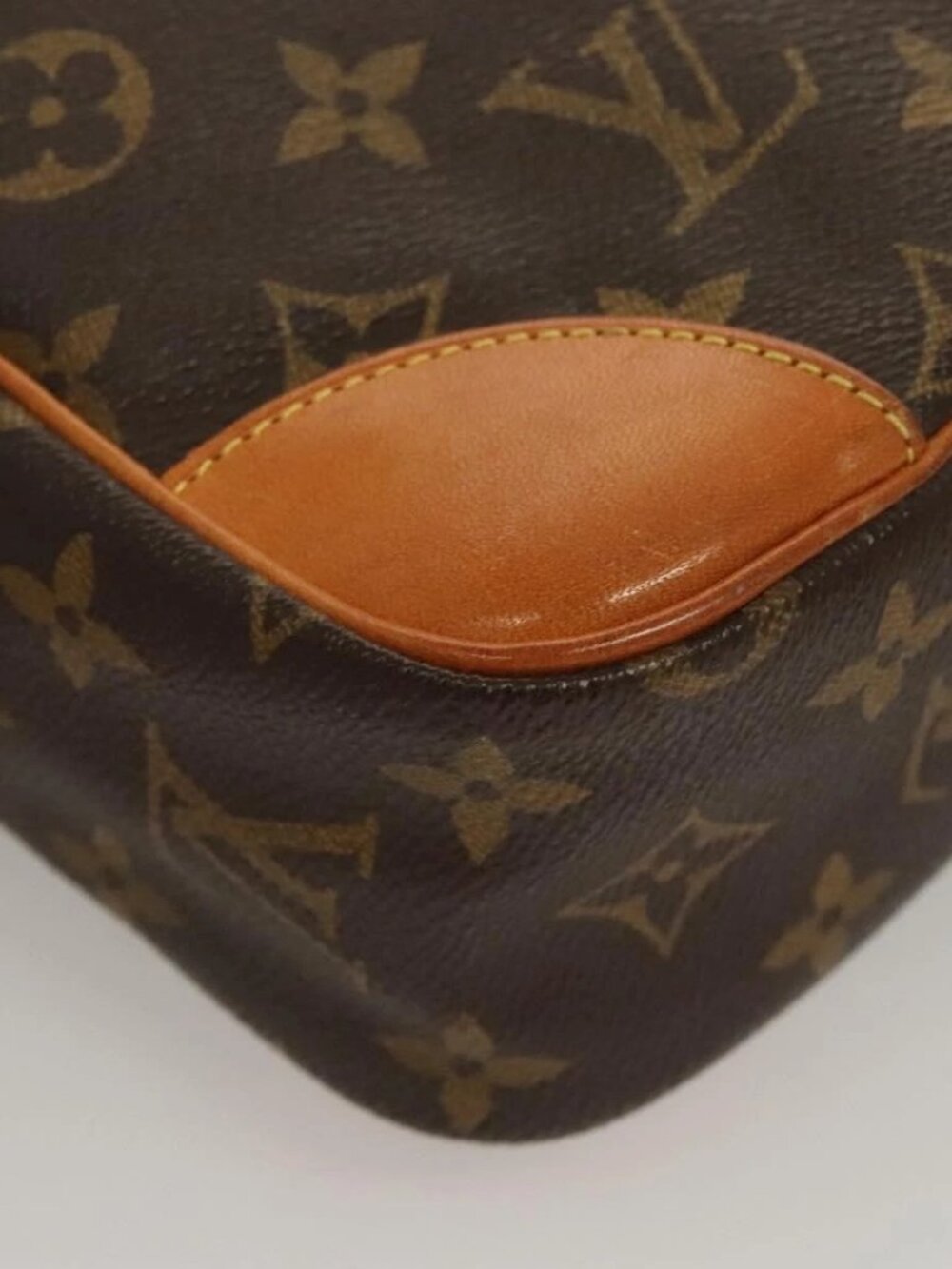 LOUIS VUITTON Monogram Compiegne 28 Clutch Bag M51845 LV Auth 119755 - Picture 4 of 16